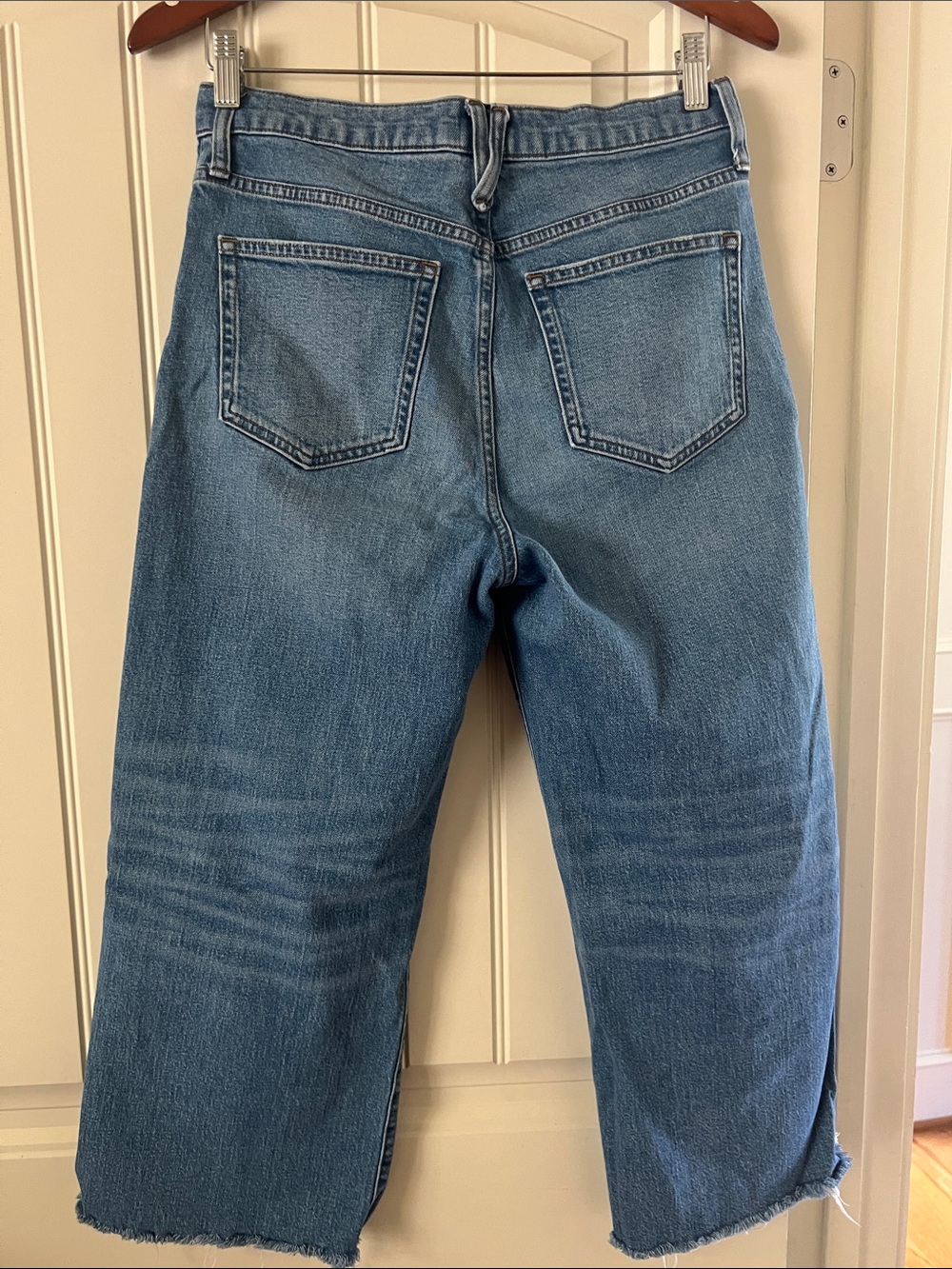 J Crew Slim Wide Leg Women’s crop fray Jeans - Light Blue size 29 - Picture 2 of 5